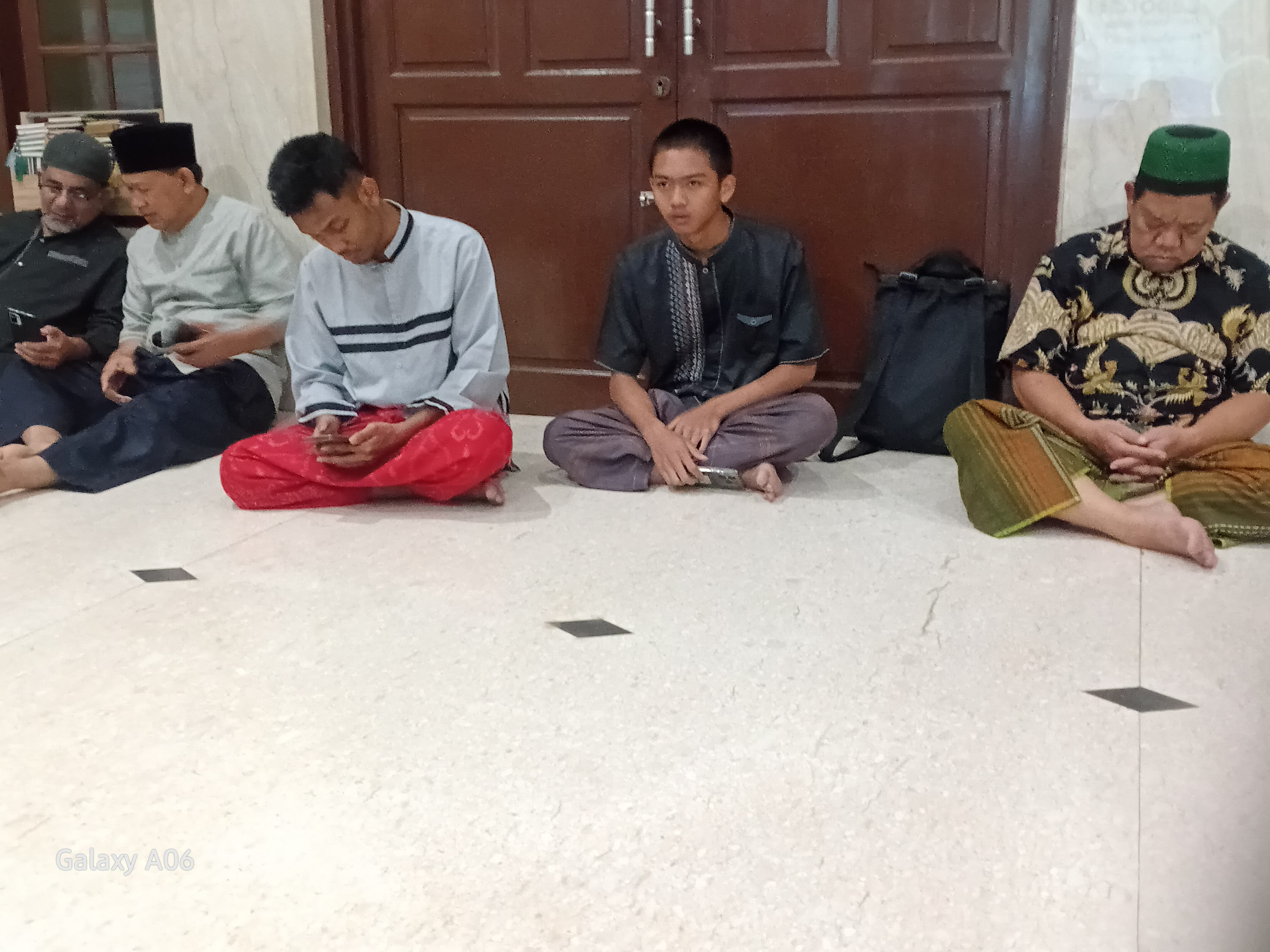 Foto galeri Pertemuan Evaluasi dan Pembubaran Panitia Ramadhan