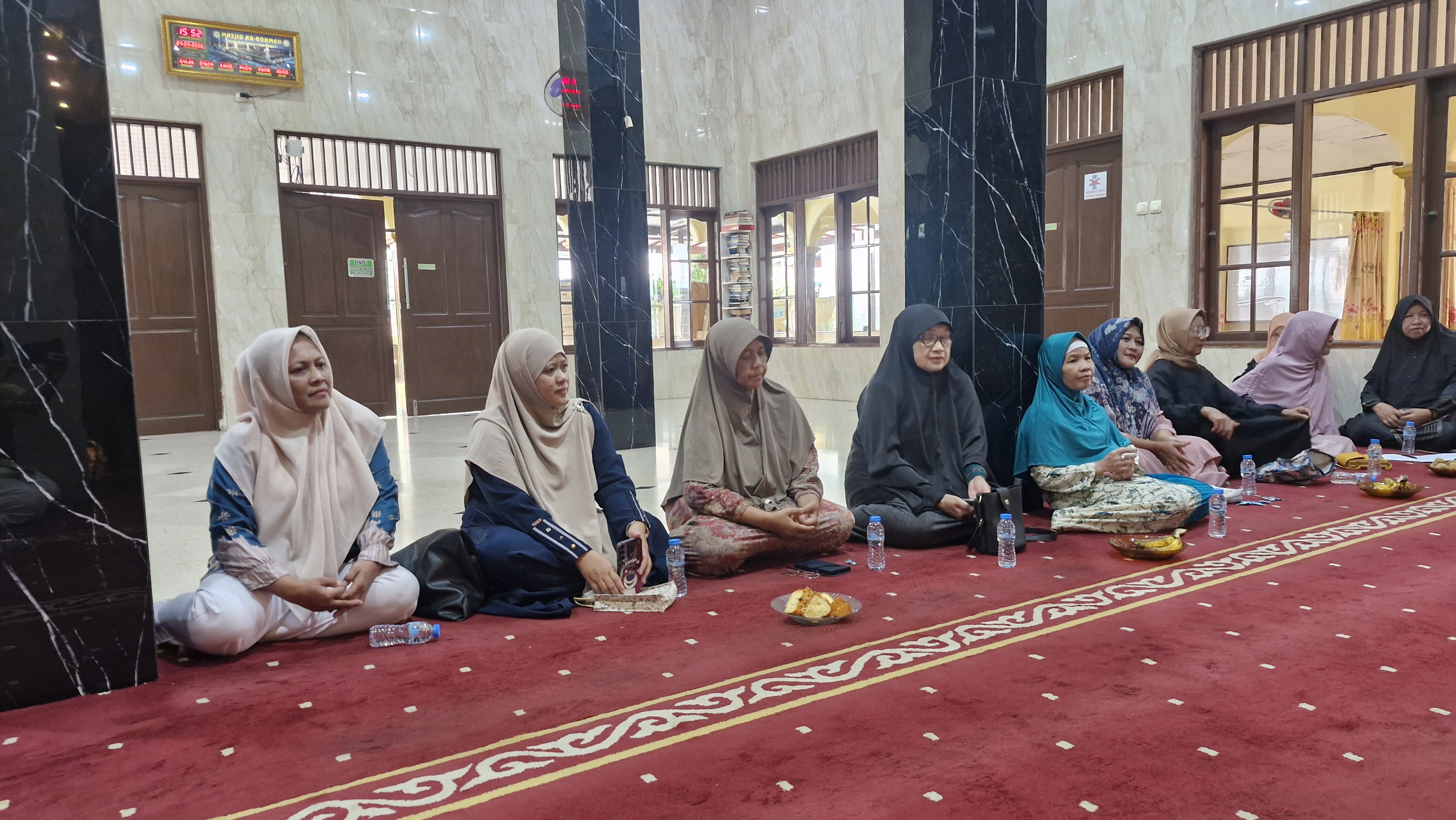 Foto galeri MAJELIS TAKLIM IBU-IBU AR-ROHMAH 